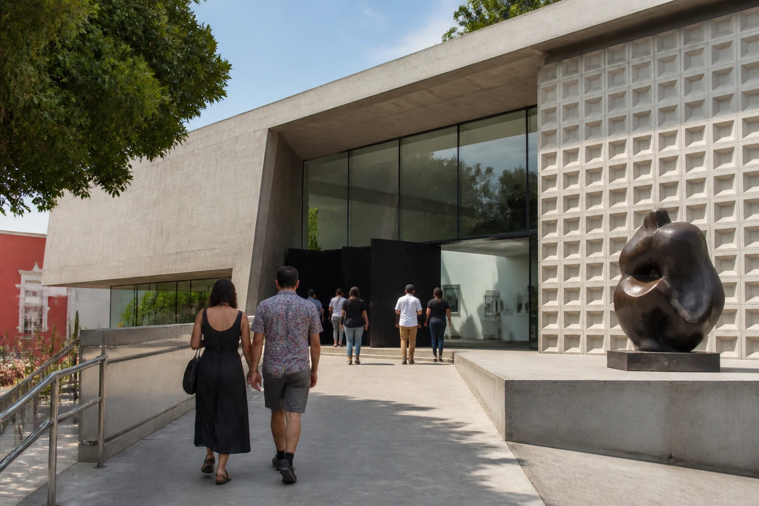Contemporary art museum visit in Barranco