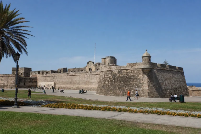 Fortaleza del Real Felipe in Callao during a daylight visit