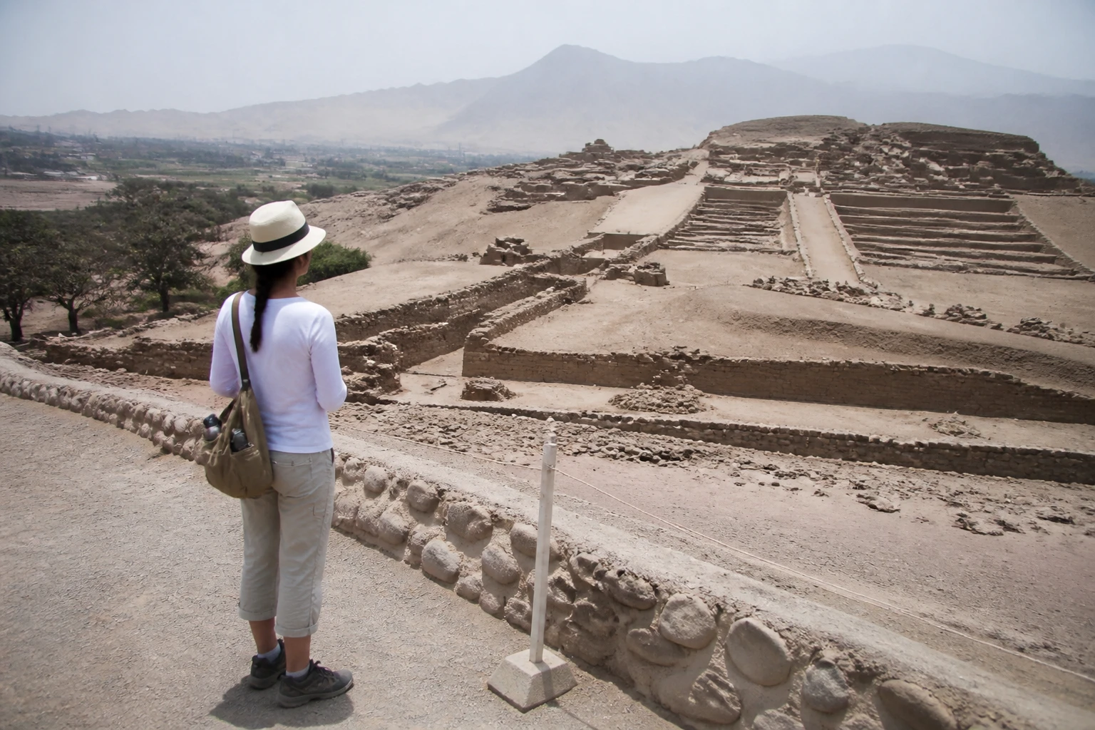 A designated visitor route through Pachacamac’s archaeological landscape
