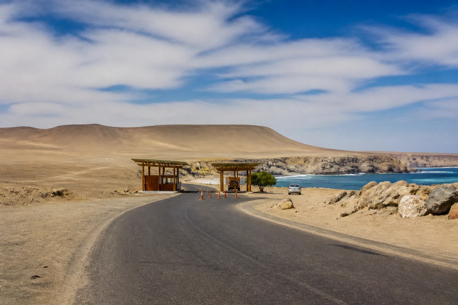 Entrance approach to Paracas National Reserve
