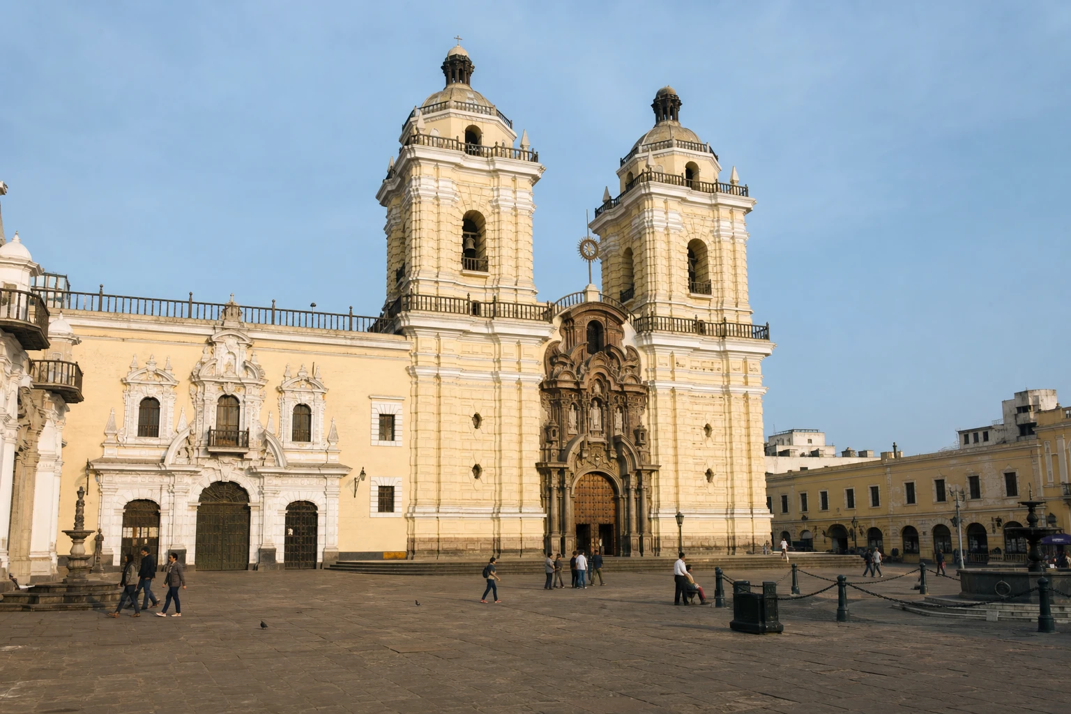 Colonial exterior of the San Francisco convent complex in Lima’s Historic Center
