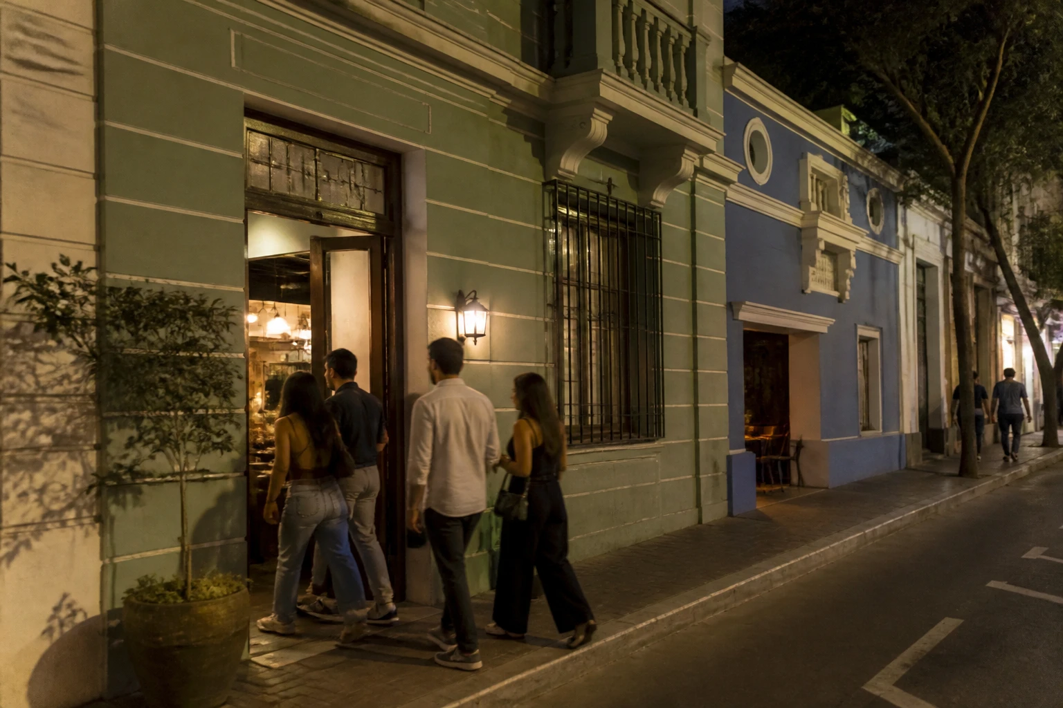 Restaurant-lined streets in Barranco during the evening